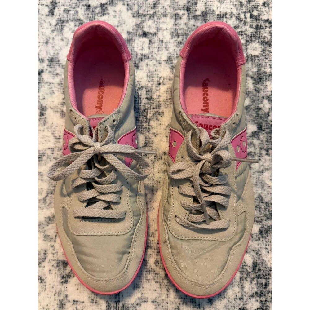 Saucony Women’s Gray/Pink Low Top Athletic Sneakers  Rubber Outsole Size 9